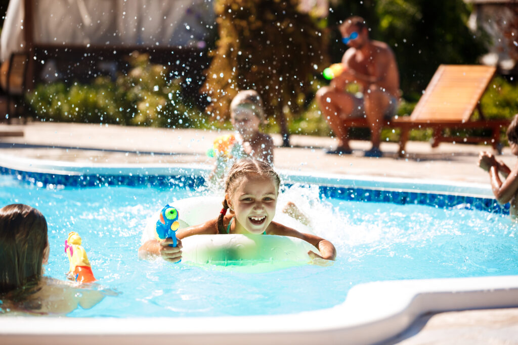 Piscinas de Vinil: Dicas para Fazer a Alegria da Garotada! As piscinas de vinil são uma escolha cada vez mais popular entre as famílias